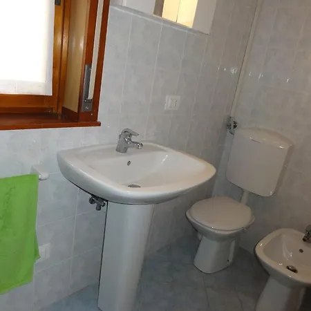 Great Flat Close To The Sea * Бібіоне